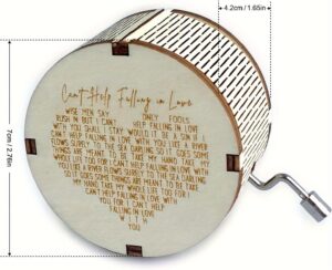 صندوق موسيقي دائري "لا أستطيع منع نفسي من الوقوع في الحب"، يعمل باليد، مصنوع من الخشب المحفور بتصميم عتيق