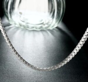 قلادة سلسلة فضية مسطحة للجنسين - طول كلاسيكي 50 سم - لمسة نهائية مصقولة أنيقة