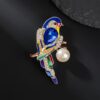 متجر سوق | بروش أنيق على شكل ببغاء مزين باللؤلؤ الصناعي وأحجار الراين، متعدد الألوان، مناسب للارتداء اليومي أو الحفلات - 11386534547
