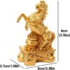 تمثال صغير لحصان ينهض على طريقة فنغ شوي، ذهبي اللون، مصنوع من مادة PVC، 8 سم، تمثال مبارك لجلب الثروة والبركة في السنة الصينية الجديدة، ديكور عام الحصان 8×6×2.7 سم