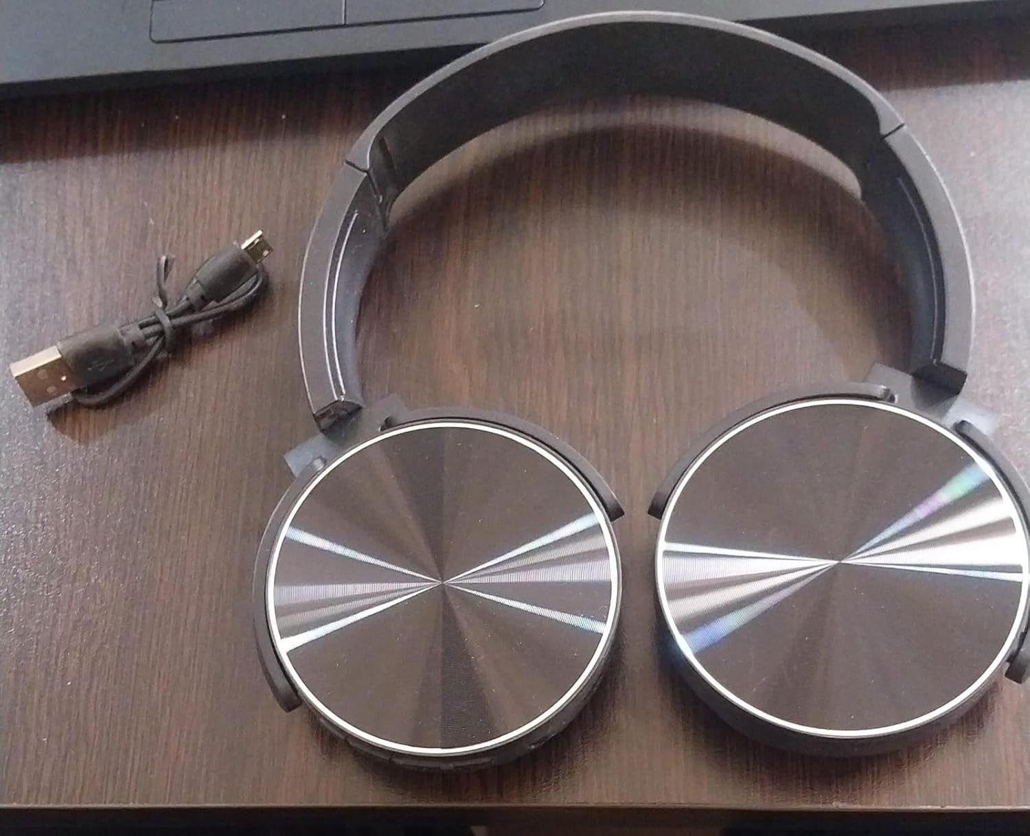 71YyiVNip1L._AC_SL1500_